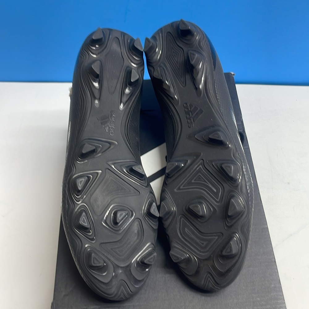 ADIDAS PREDATOR 20.4 FXG
MENS 11 - Picture 6 of 7